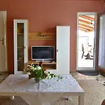 Neza B4 By Interhome Bašanija