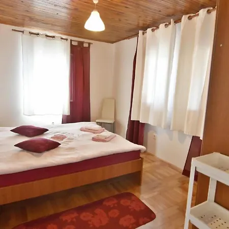 Appartement Neza B4 By Interhome