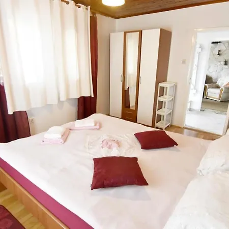 Neza B4 By Interhome Apartment Basanija