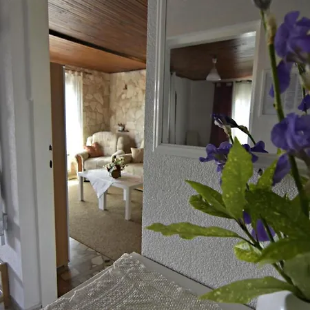 Apartment Neza B4 By Interhome